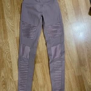 Alo Moto leggings